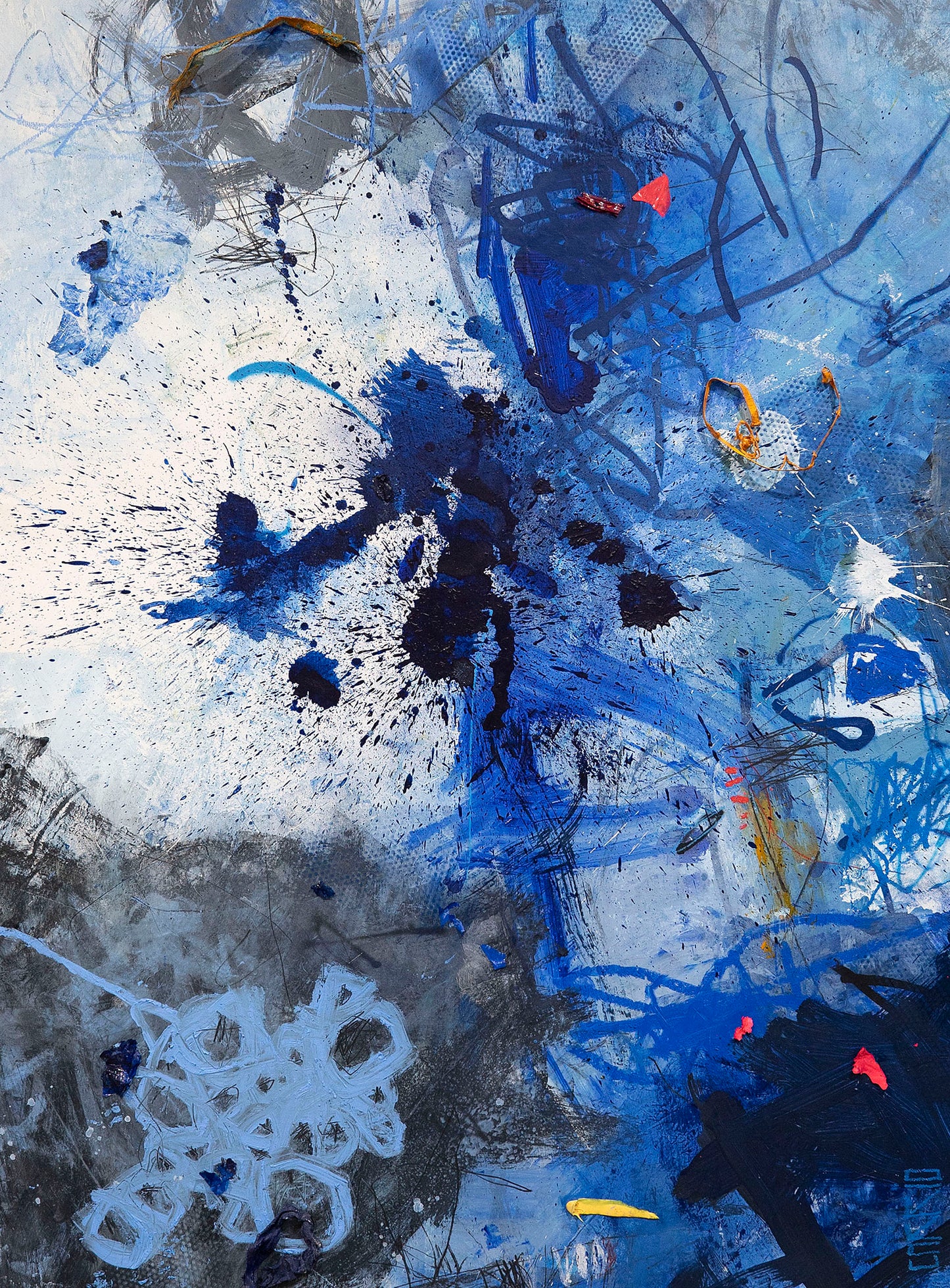 AZURE ECHOES 241101
